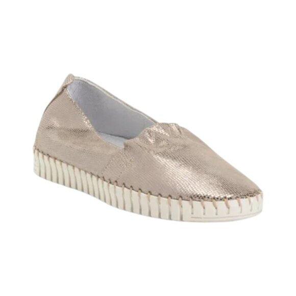 ERIC MICHAEL Gold Made In Italy Leather Yvette Flats
